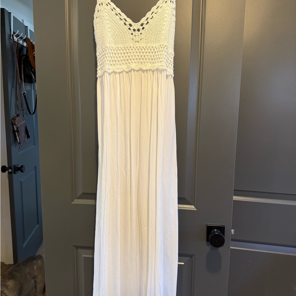 PRISTINE White Crochet Maxi Dress